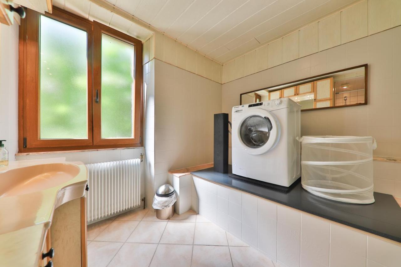 Appartement Chez Lou Et Max : Un Havre De Paix. *